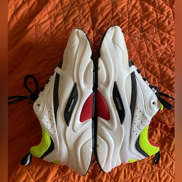 Dior b22 Men’s size 45 White/Red/Green No box and flaws - Picture 6 of 11